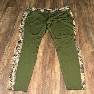 She‎ Outdoor Camo Leggings size XXL